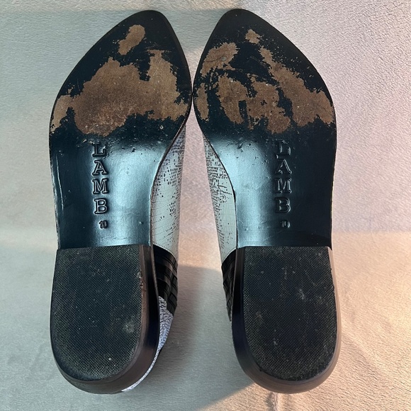 L.A.M.B. Women's Mayor Lizard Print White Pointy Toe Ankle Booties Shoes Sz 10 - Picture 16 of 16